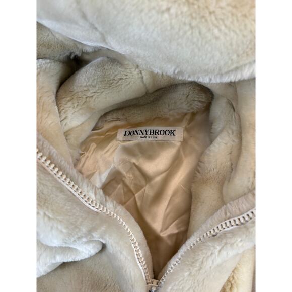 VINTAGE Donnybrook Faux Fur Jacket Womens Medium Beige Plush Hooded Gorpcore - Picture 9 of 9